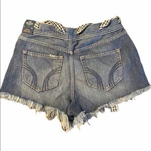 HOLLISTER BNWT high rise vintage Jean w plaid belt raw hem distressed shorts